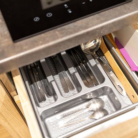 E-Home Apartments ヴァルナ エクステリア 写真