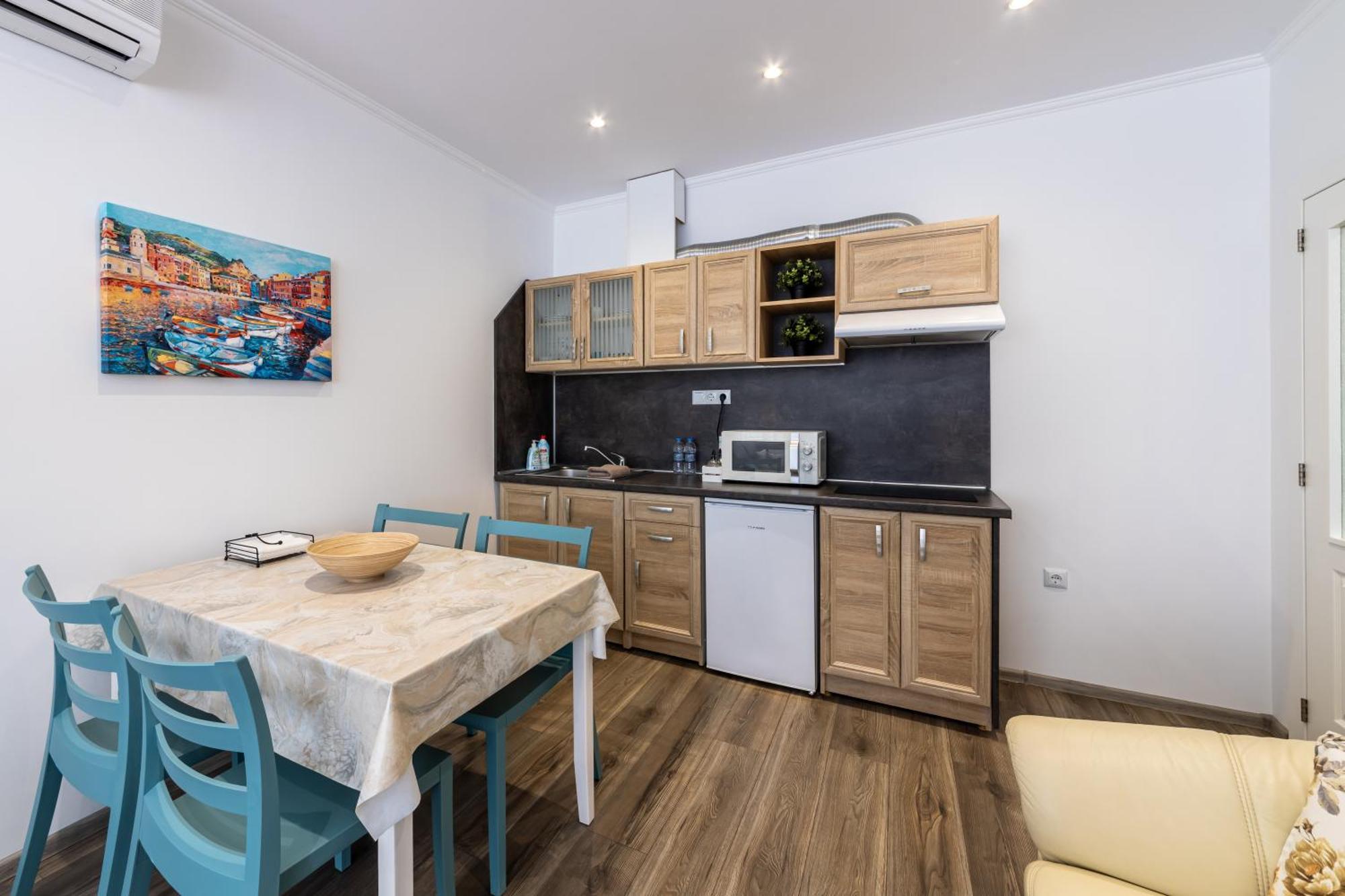 E-Home Apartments ヴァルナ エクステリア 写真